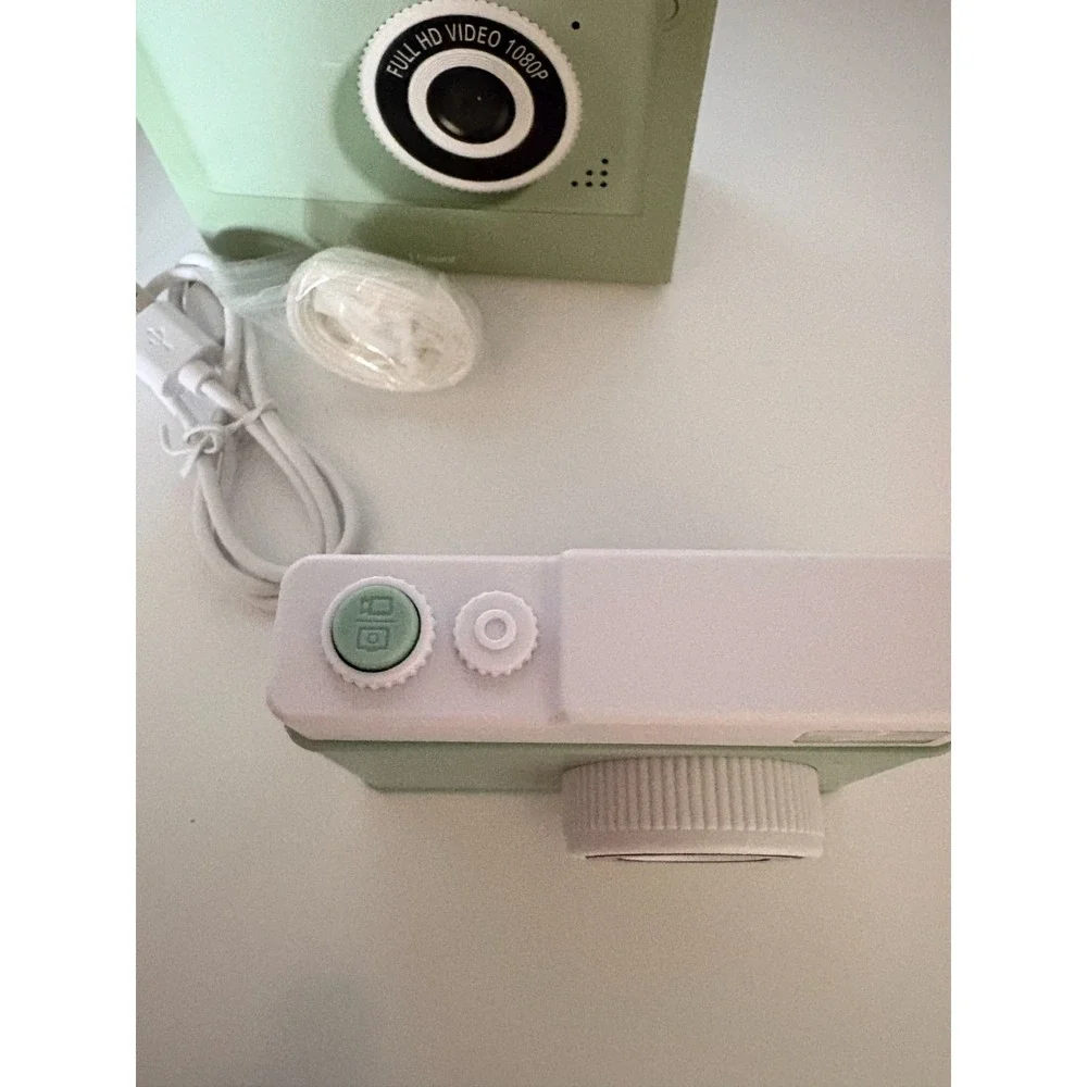 Chug Retro Digital Camera - Rechargeable, Mint Green - NIB